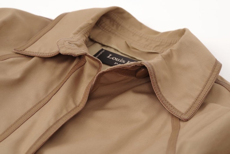 Louis Feraud Vintage Khaki Brown Trench Coat w/ Leather Details, Women's M imagem 4