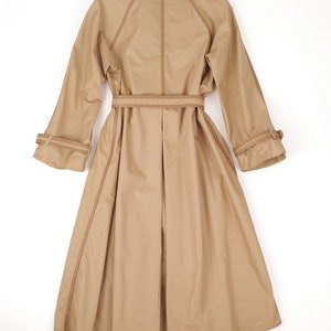 Louis Feraud Vintage Khaki Brown Trench Coat w/ Leather Details, Women's M imagem 5