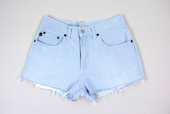 Vintage DKNY light blue denim shorts, size W31 - image 1