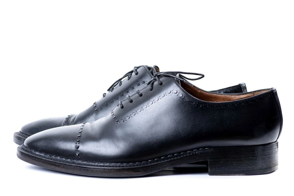 【美品】Santoni fatte a mano UK8.5 SANTONI Fatte A Mano Wholecut Black Leather Bentivegna