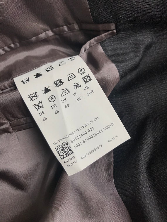 Hugo boss size 48 outlet