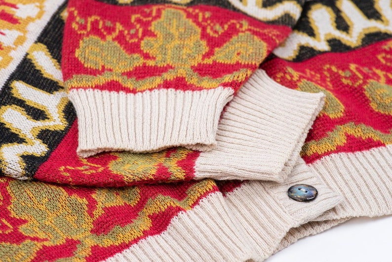 Vintage Women's V-Neck Jacquard Knit Cardigan, Size L image 5