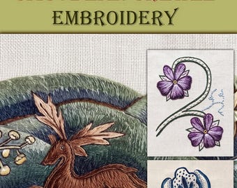 Puede incluir: Una portada de libro titulada JACOBEAN CREWEL EMBROIDERY ITS FORMS AND FILLINGS INCLUDING LATE TUDOR BY FITZWILLIAM, ADA WENTWORTH; HANDS, A. F. MORRIS 1912. Presenta un ciervo marrón bordado, flores moradas y un patrón floral azul.