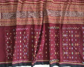 Vintage Indonesian Timor Ikat Sarong, Boho Wall Hanging Ethnic Home Decor