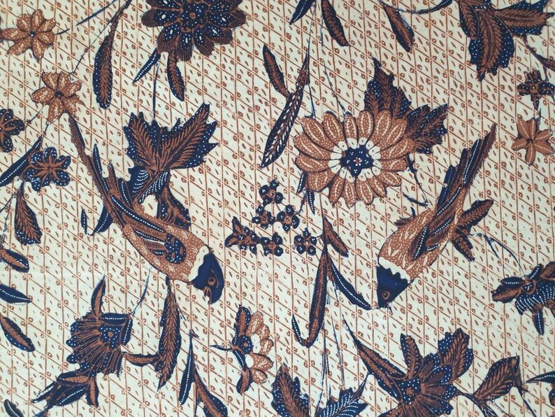Vintage Indonesian Banyumas Batik Tulis Fabric, Java Sarong Textile, Boho Handmade Wrap, Ethnic Bird Wall Cloth image 6