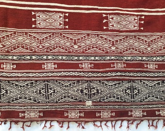 Tunisian Vintage Bakhnoug Wedding Veil, Northern Africa Woven Shawl, Small Natural Dye Rug