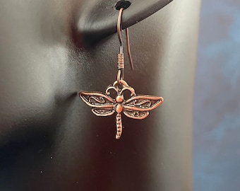 Koperen libelle-bedeloorbellen: unieke sieraden