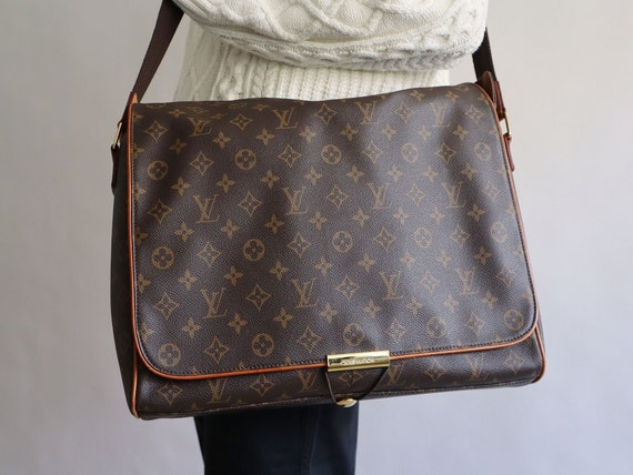 Louis Vuitton Abbesses Messenger Bag Monogram Canvas