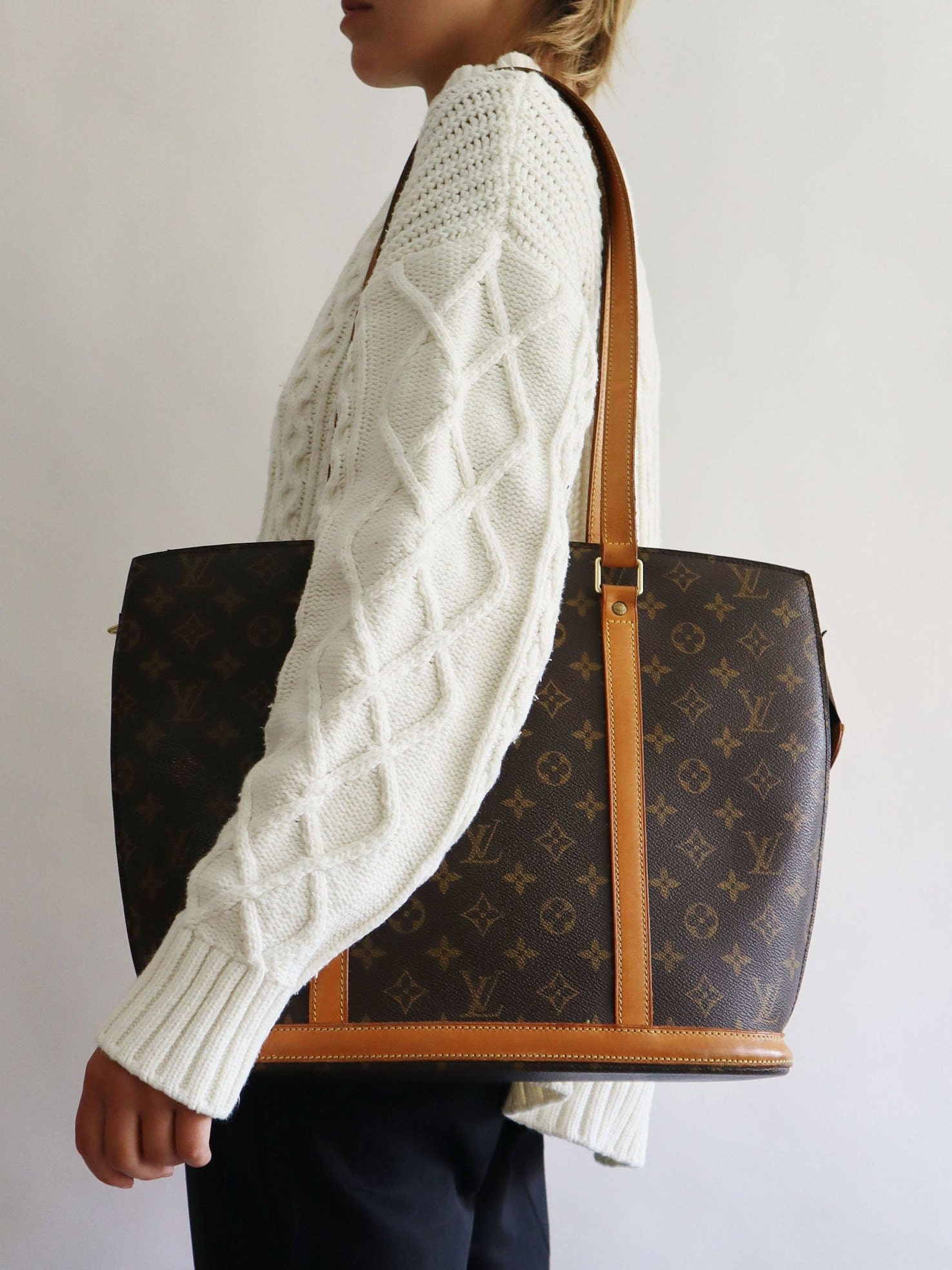 Louis Vuitton Babylone Shoulder Bag Used (6098)