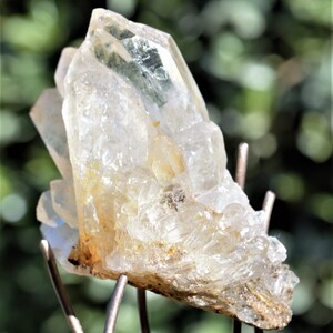CRQ-18-13: Crystal Ridge Quartz Inyo Range, Ca.. Another part of a trip were we collected some amazing quartz