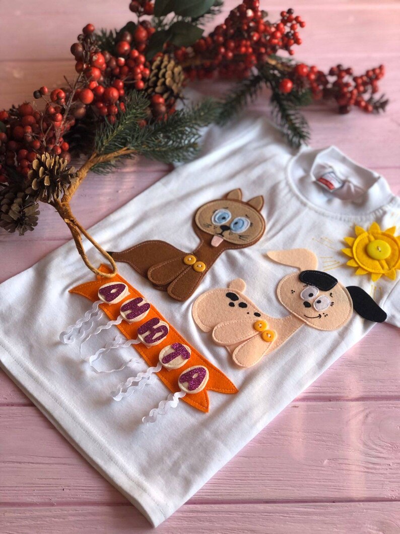 Shirt for kid/'s from 1 to 8years with felt application,personalised gift,soft cotton T-shirt for baby,onesies for baby,kids birthday shirt