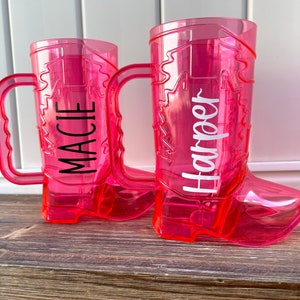 Plastic cowboy boot cup - bachelorette party - party favors - western party decor - bachelorette party cups - bride to be - drinkware