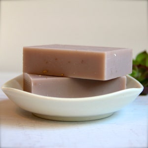Natural Lavender Oatmeal Soap Handmade Soap by RFRESH Vegan Eco-friendly Zero Waste Biodegradable Cold Process image 2