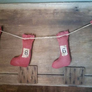 Early Primitive Stocking Garland Christmas