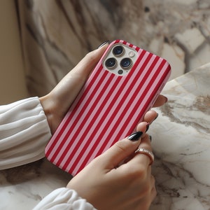 Étui de téléphone rétro rayé rose et rouge pour iPhone 16 15 14 13 12 • Tous les modèles • Pour S25 S24 S23 S22 S21 S10 S20 • Pour Google Pixel 8 7 6 5