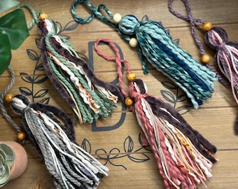 Boho Bible Bookmark // Chunky Yarn Tassel with Wooden Beads