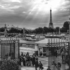 Eiffel Tower Print, Paris Print, Parisian Style, Travel Print, Black and White Prints, Paris Photography, France Poster, Wanderlust Art