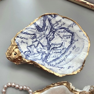 Hilton Head Island Oyster Shell Ring Dish, Bridal Shower Favors, Nautical Beachy Favors, Blue & White Trinket Dish, Bull Island Map, Indigo