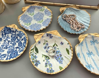 Scallop Shell Ring Dish, Jewelry tray, Coastal Bachelorette Favors, Beach Themed Gift, Nautical Ring Bowl, Coastal Grandmother Trinket Dish