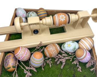 Torno artesanal para decoración de huevos para crear diseños de adornos y huevos de Pascua fáciles y precisos. Lo suficientemente suave para huevos soplados y adornos de vidrio.