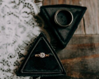 triangle ring box