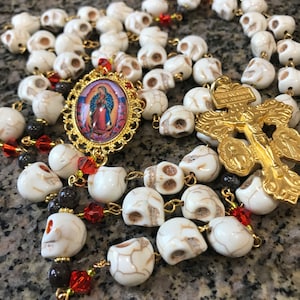 Our Lady of Guadalupe, Skull, Día de Los Muertos (Day of the Dead), Extra-Large decorative rosary, golden