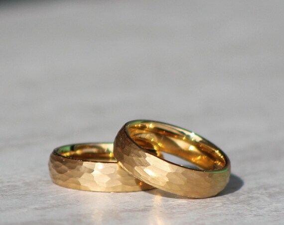 Wedding Rings, Couples Ring Set, His & Hers Gold Bands, 18k Gold Hammered Ring, 6mm or 8mm Widths, Engagement, Anniversary, Marriage, Love!!