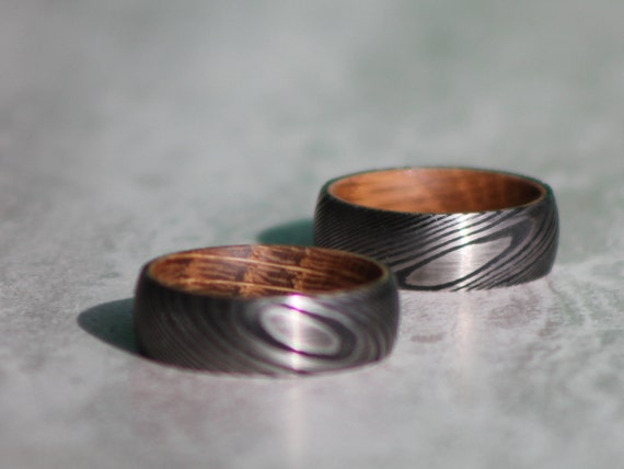Man Wedding Band, Damascus Ring, Mens Wedding Ring, Damascus Steel Ring, Whiskey Barrel Band, Couples Rings, Engraved Rings, Custom Wedding