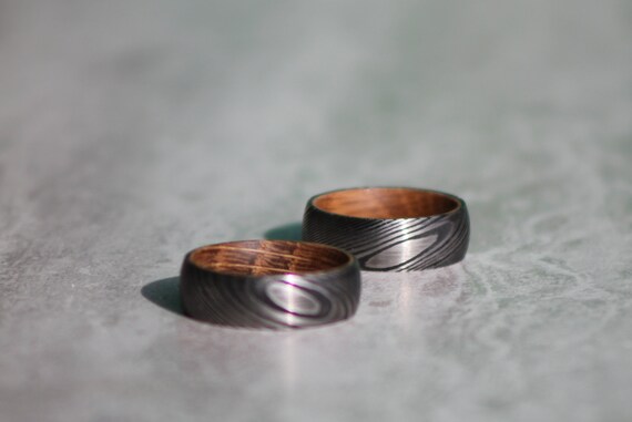 Ring, Mans Wedding Band, Anniversary Ring, Damascus Steel & Whiskey Barrel, Comfort Fit, FREE INTERIOR ENGRAVING, custom mens wedding ring!!