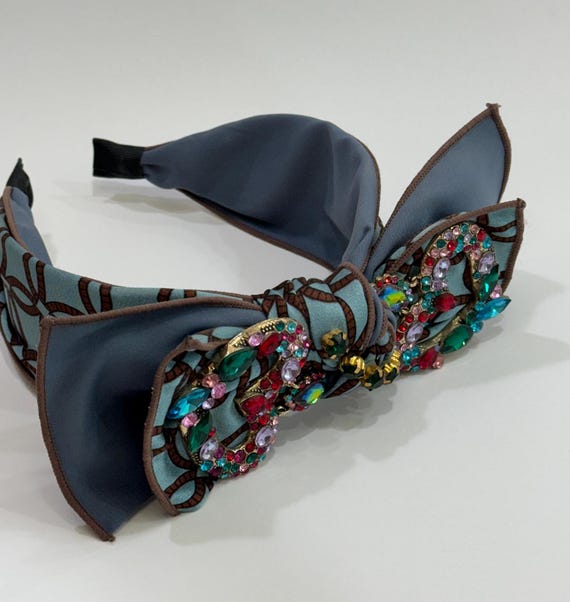 Baroque Rhinestone Heart Headband: Embellished Bow Hair  display picture 2