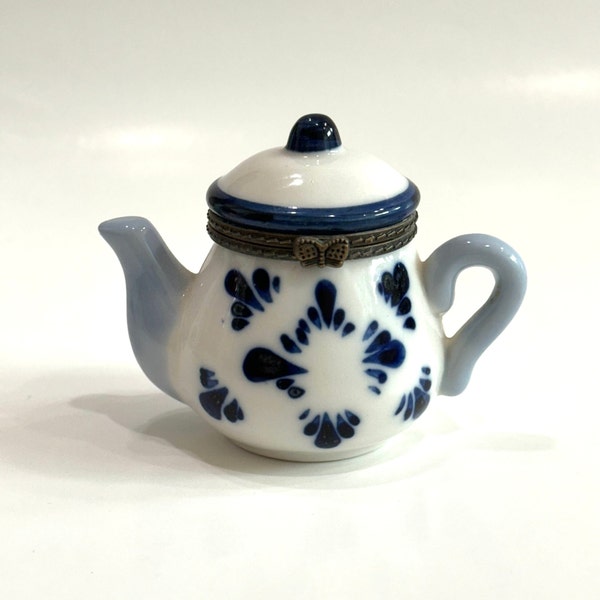 Vintage Cobalt Baby Blue Hand Painted Porcelain Miniature Teapot Hinged Trinket Jewelry Box, Dollhouse Teapot Collectors