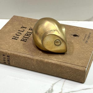 Antique Brass Mouse Paperweight: Collectible Estate Decor