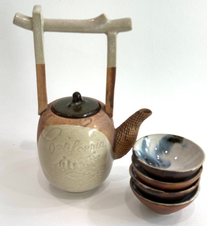 Rare, water well handle Japanese teapot with four tiny teacups in white, blue and maroon glaze. Hand glazed stoneware mini teapot. Signed on the bottom. Estate decor. Tea ceremony sets.