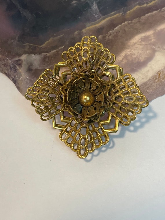 Art DECO Filigree Flower Brooch, Antique Jewelry - image 2