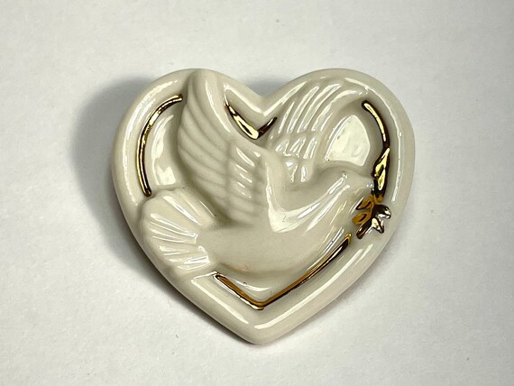 LENOX Dove and Heart Porcelain Brooch 24K Gold Ac… - image 3