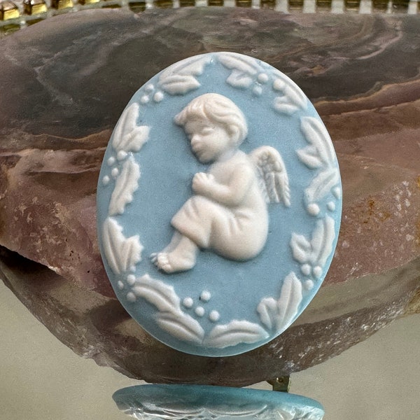 Praying Angel Cherubim Cameo Pin, Little Boy Angel Baby Blue & White Cameo, Vintage Jewelry