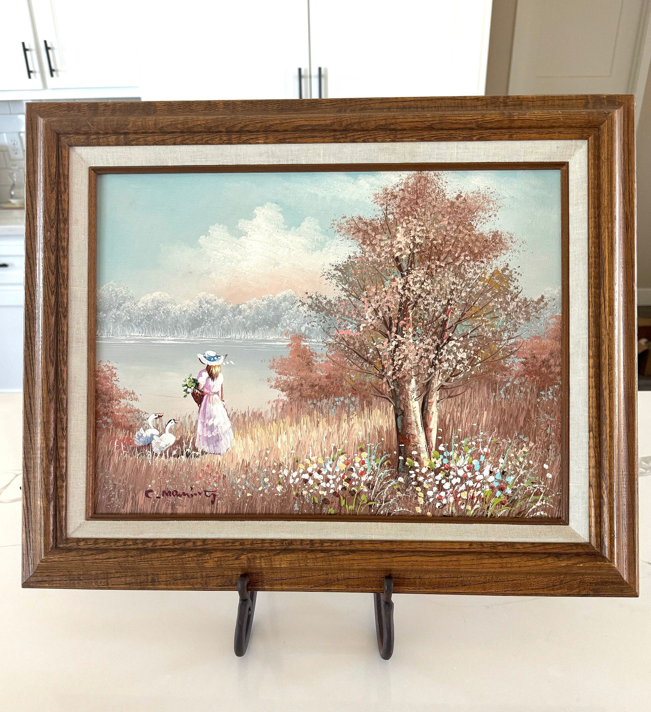 ヴィンテージ T. マリウス油絵：アヒルに餌をやる少女、パステル調の