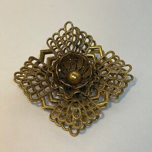 Art DECO Filigree Flower Brooch, Antique Jewelry image 5