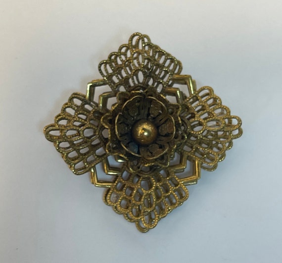 Art DECO Filigree Flower Brooch, Antique Jewelry - image 3