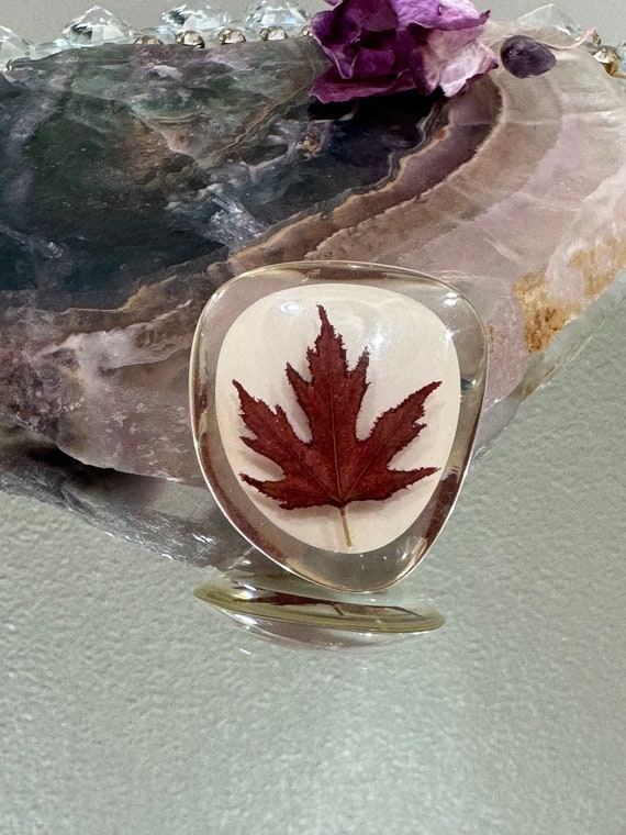 LUCITE Red Maple Leaf Brooch, Made in Canada, 196… - image 2