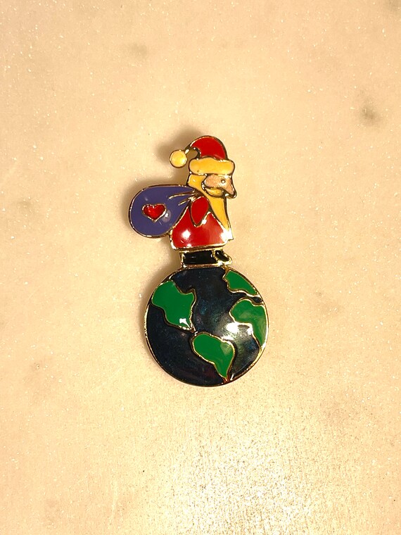 Edgar BEREBI Santa Claus Vintage Enamel Brooch, V… - image 3