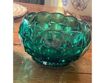 Bol para rosas de Indiana Glass Company, prisma cúbico de 15 cm, verde esmeralda.