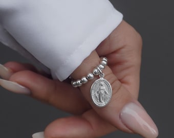 925 sterlingsilver stretch Miraculous Medal Charm-ring (4 mm pärlor), Miraculous Medal, staplade ringar, damringar, charmringar