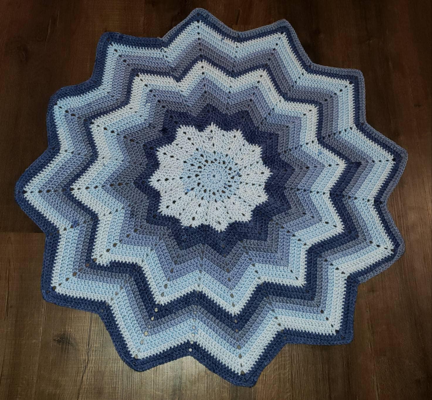 12 point star crocheted baby blanket | Etsy