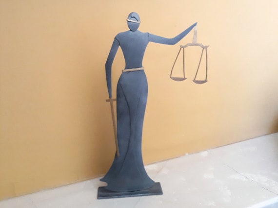 Home Gift Figure Pouring Brass Turkish Handmade Office Decor Justice Woman Handmade Copper tray Home Decor