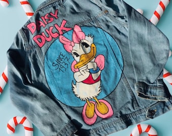 Handgeschilderde Daisy duck jas blauwe spijkerjasje jeans jas handgeschilderde jeans disney jas op maat geschilderde spijkerjasje