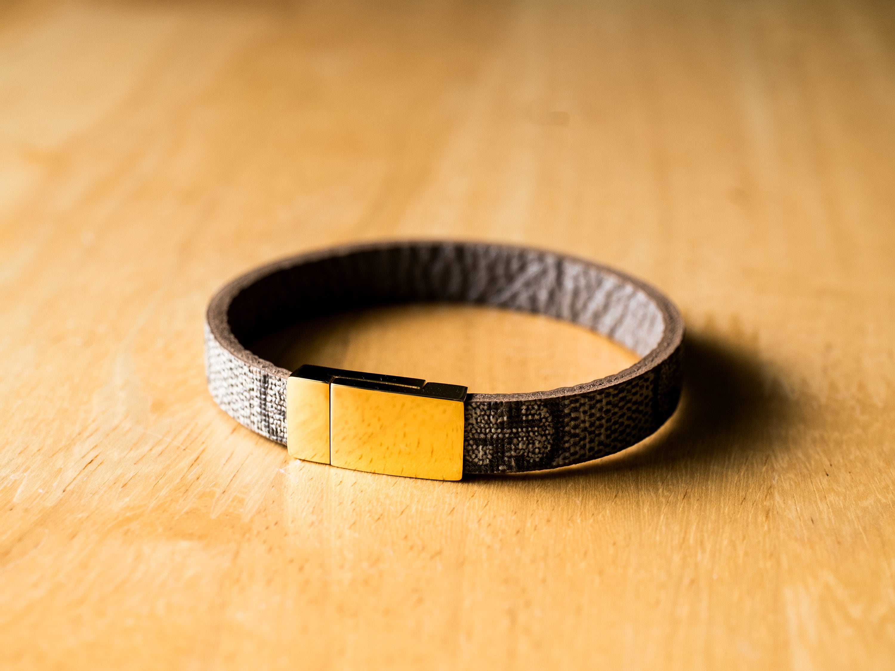 Louis Vuitton Black Leather City Wrap Bracelet Louis Vuitton