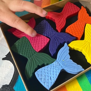Mermaid Gift set of Crayon for kids, kids birthday gift ,  kids activity pack, Mermaid favours, Kids crayons, mermaid party