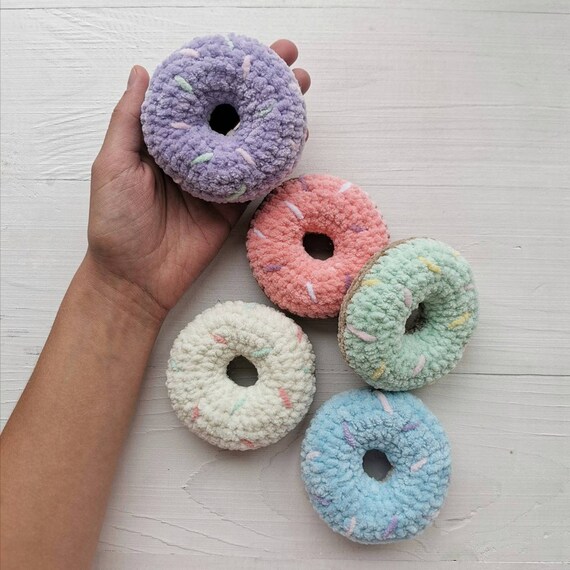  Amigurumi Plush Toy Pet Baby Prop Food Gift Colourful Crochet Doughnut 