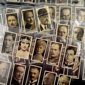 Empire Personalities Cartes cigarettes par Ardath Ensemble de 50 Publié en 1937 Société Culture Personnalités Histoire Rare